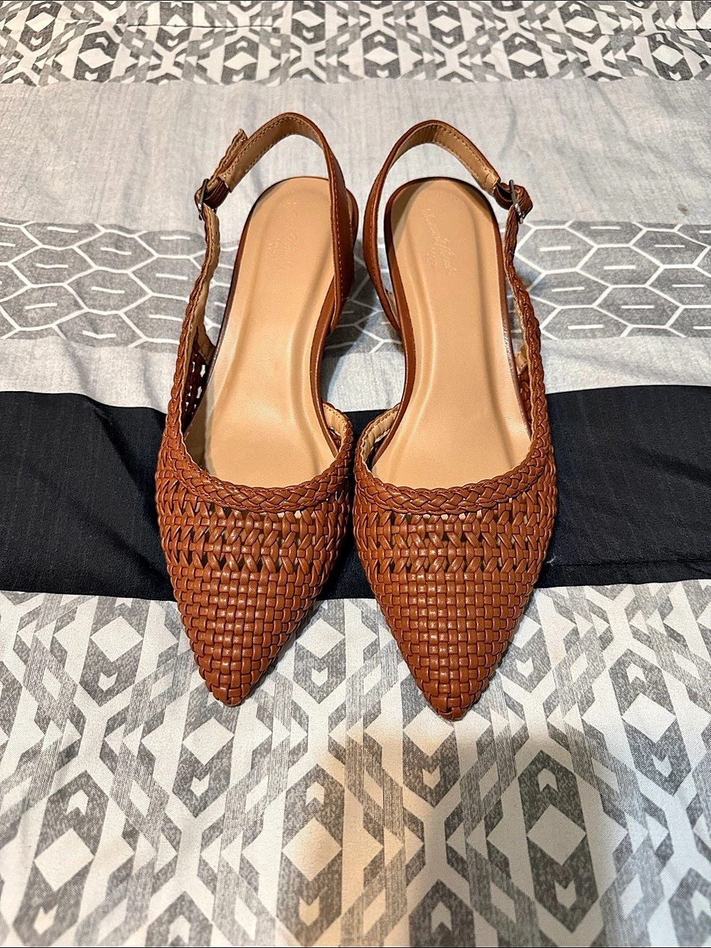 Franco Sarto Woven Pointed-Toe Slingback Heels Brown US 7.5